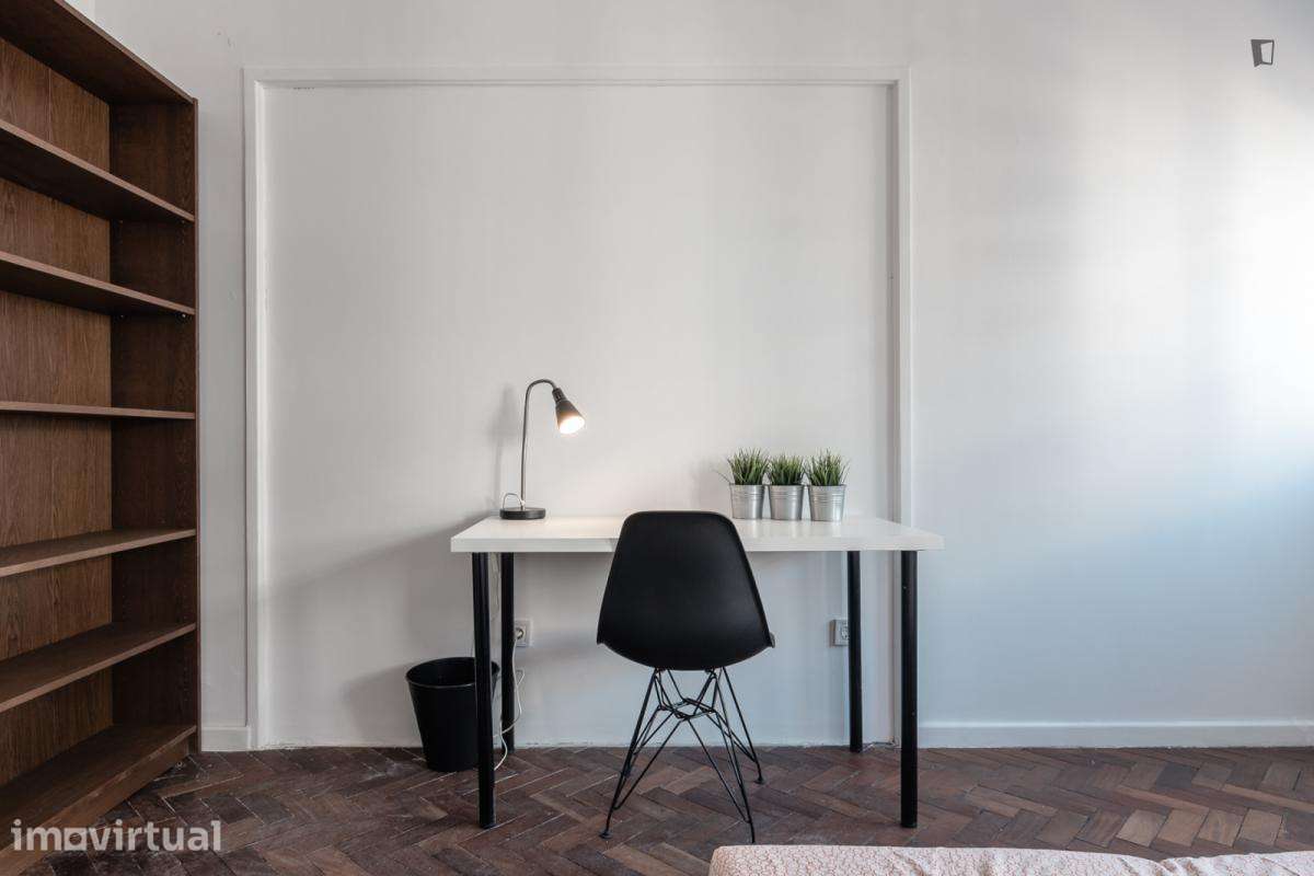 Quarto - localizado em Arroios Lisbon - Grande imagem: 3/26