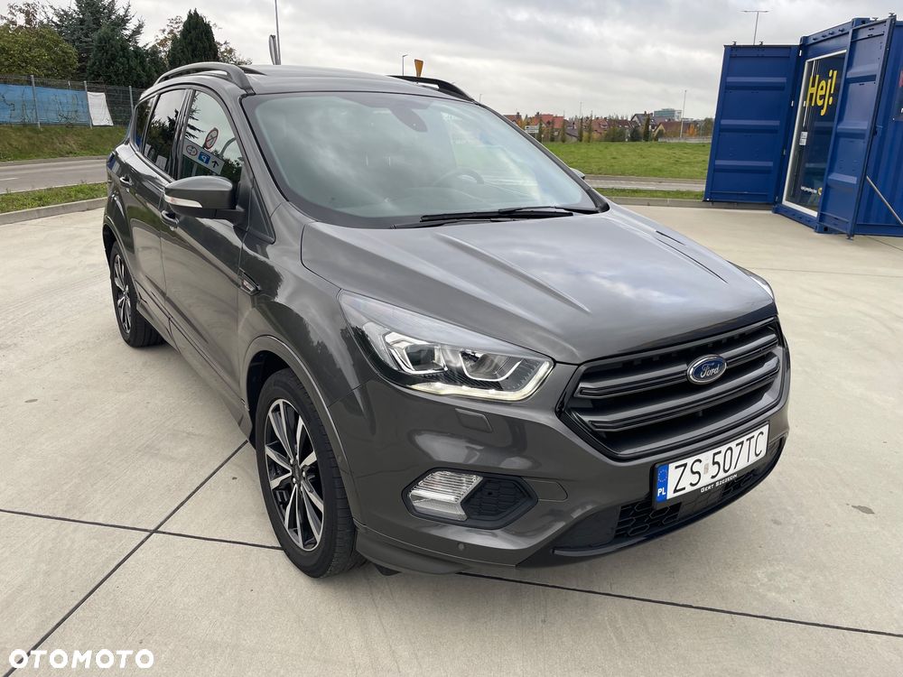 Ford Kuga 1.5 EcoBoost 2x4 ST-Line - 9