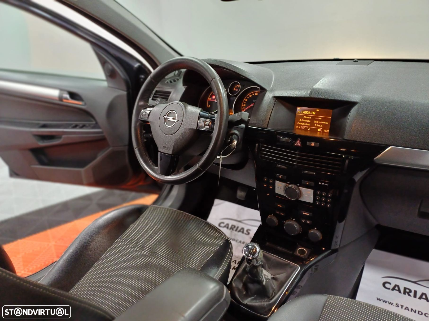 Opel Astra Sports Tourer - 14