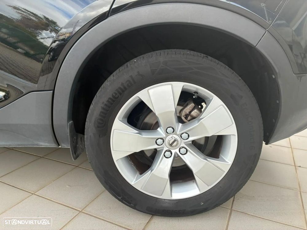 Volvo XC 40 1.5 T2 Momentum Plus Geartronic - 9