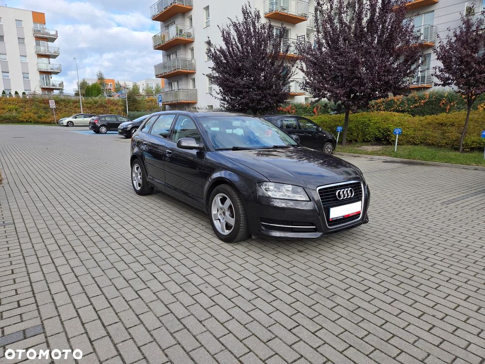 Audi A3 Sportback - 3