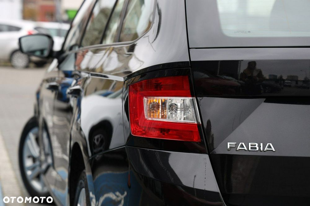 Skoda Fabia 1.0 TSI Ambition - 8