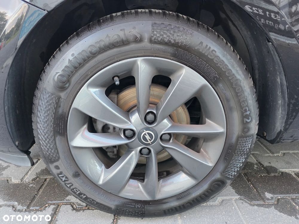 Opel Corsa 1.4 Cosmo - 24