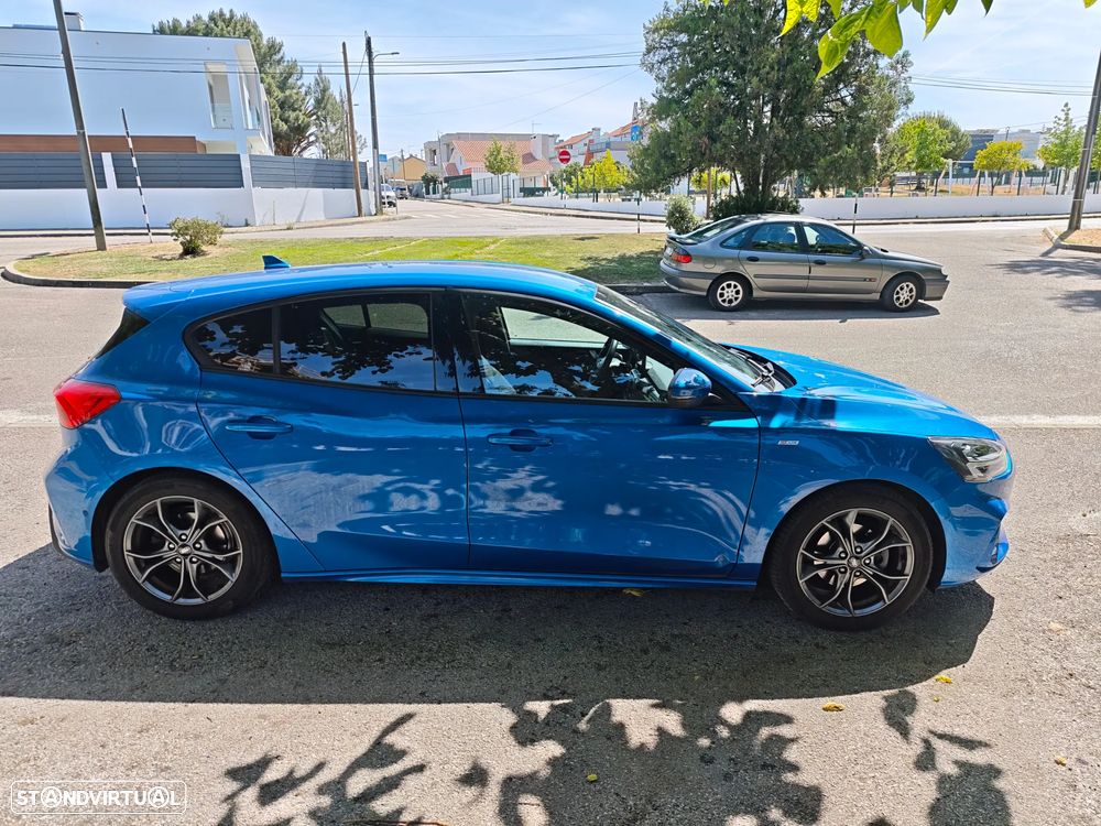 Ford Focus 1.0 EcoBoost ST-Line - 10