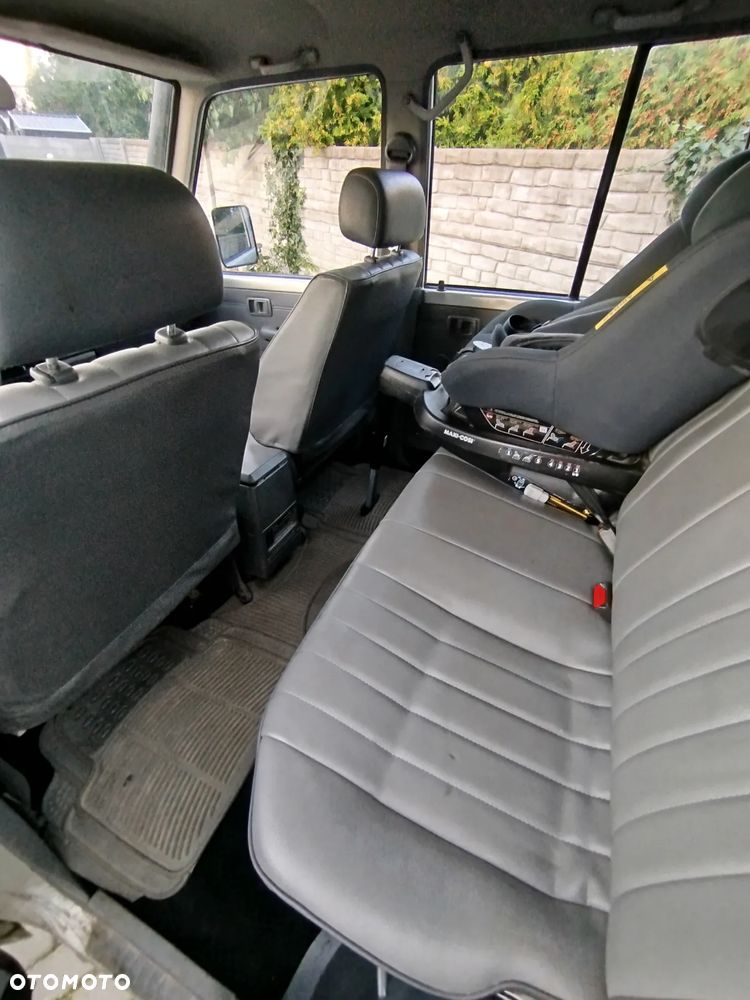 Toyota Land Cruiser - 7