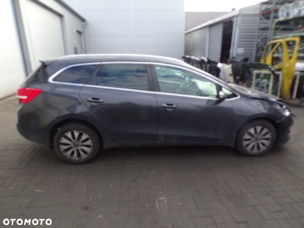Części - Kia Ceed 2 II 1.6 CRDi 136 KM KOMBI LIFT 16R - 3