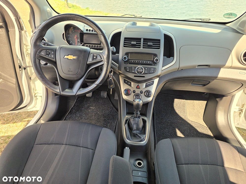 Chevrolet Aveo 1.2 LT+ - 6