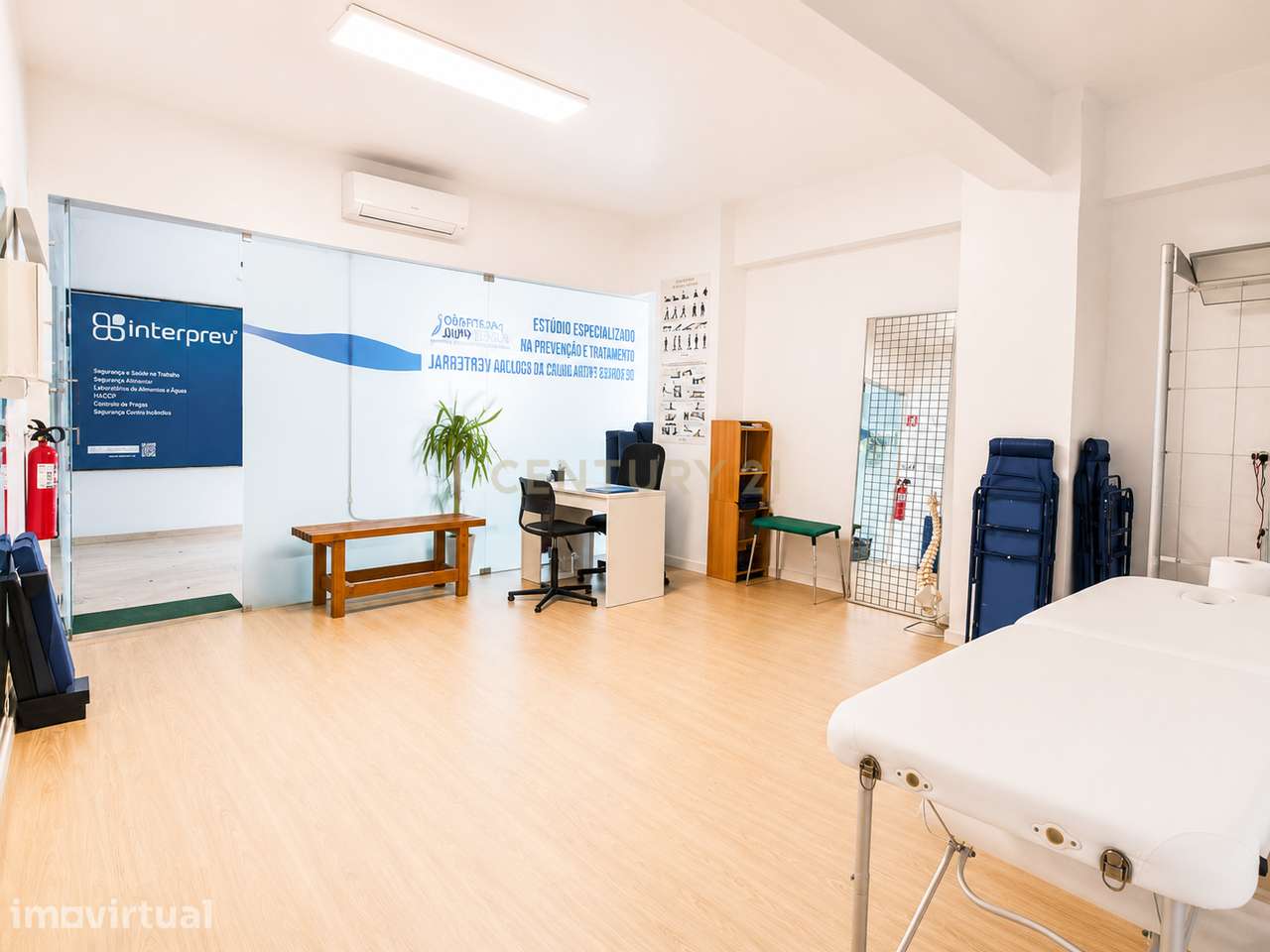 Espaço comercial para o seu negócio na Praia da Rocha para arrendament - Grande imagem: 5/14