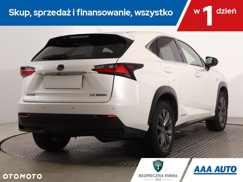 Lexus NX - 7