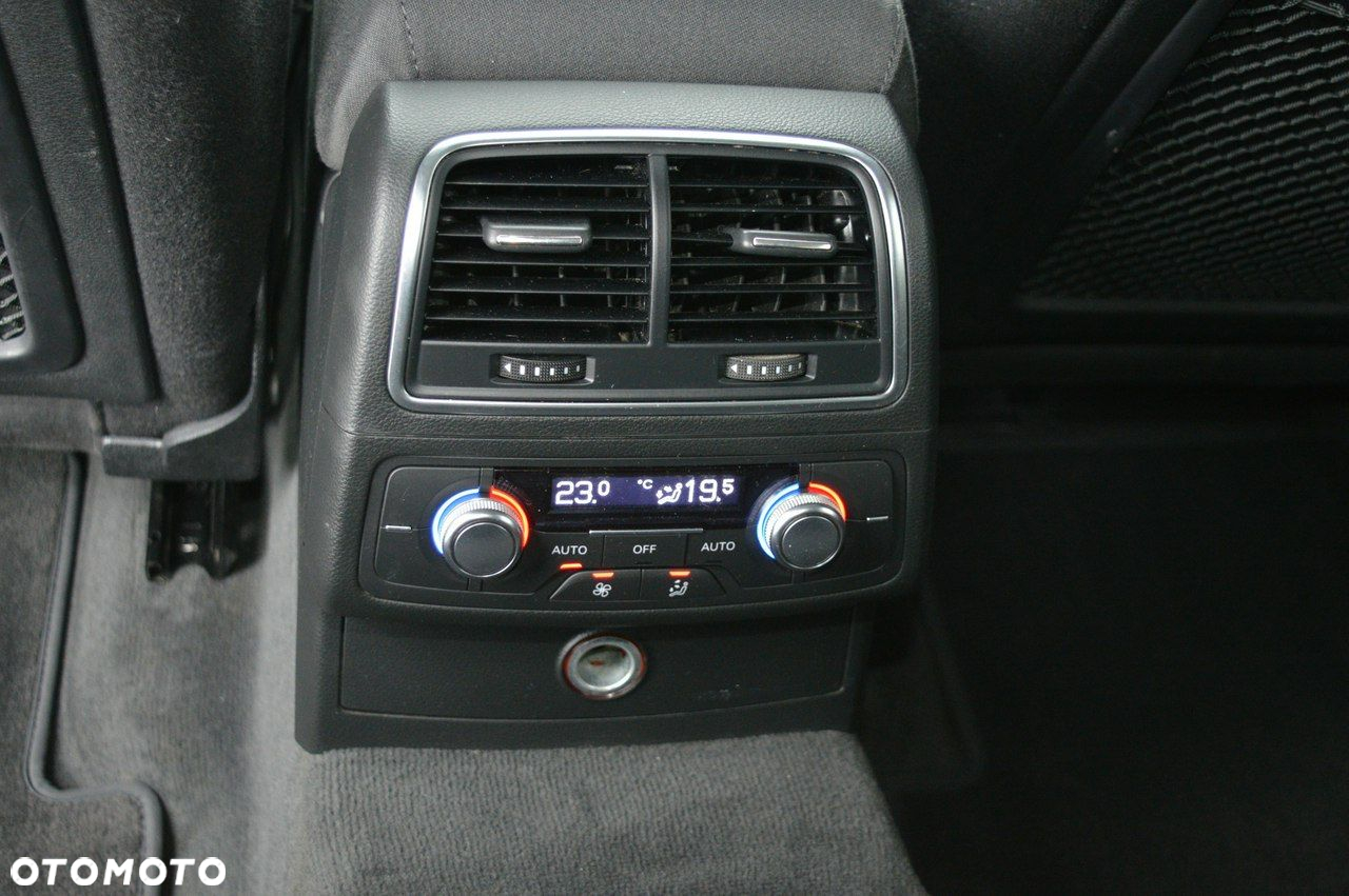 Audi A6 - 4
