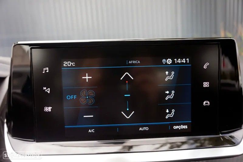 Peugeot 208 1.2 PureTech Allure - 16