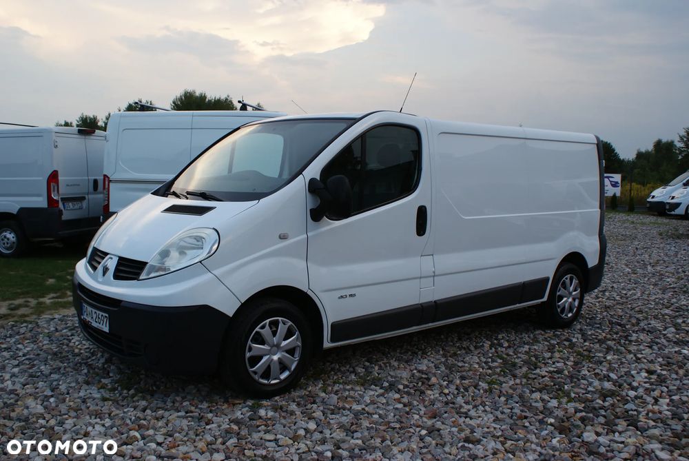 Renault Trafic - 12