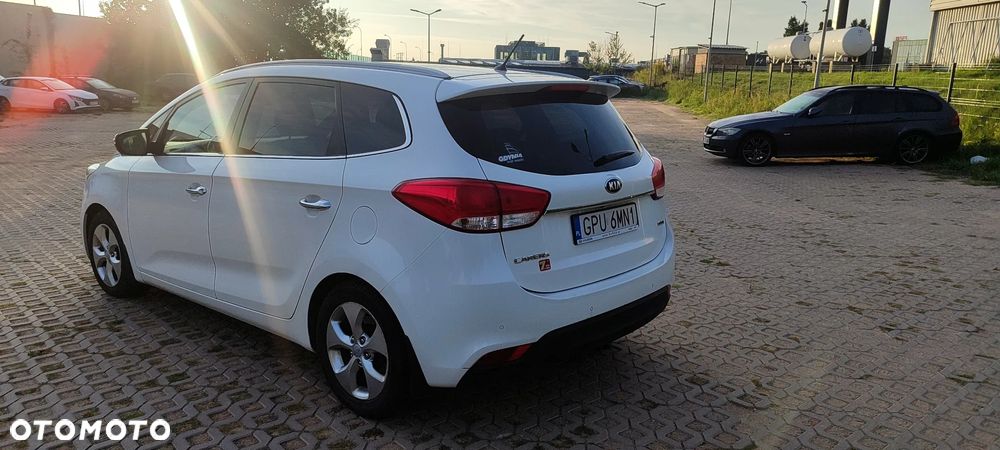 Kia Carens 1.7 CRDi L 7os - 3