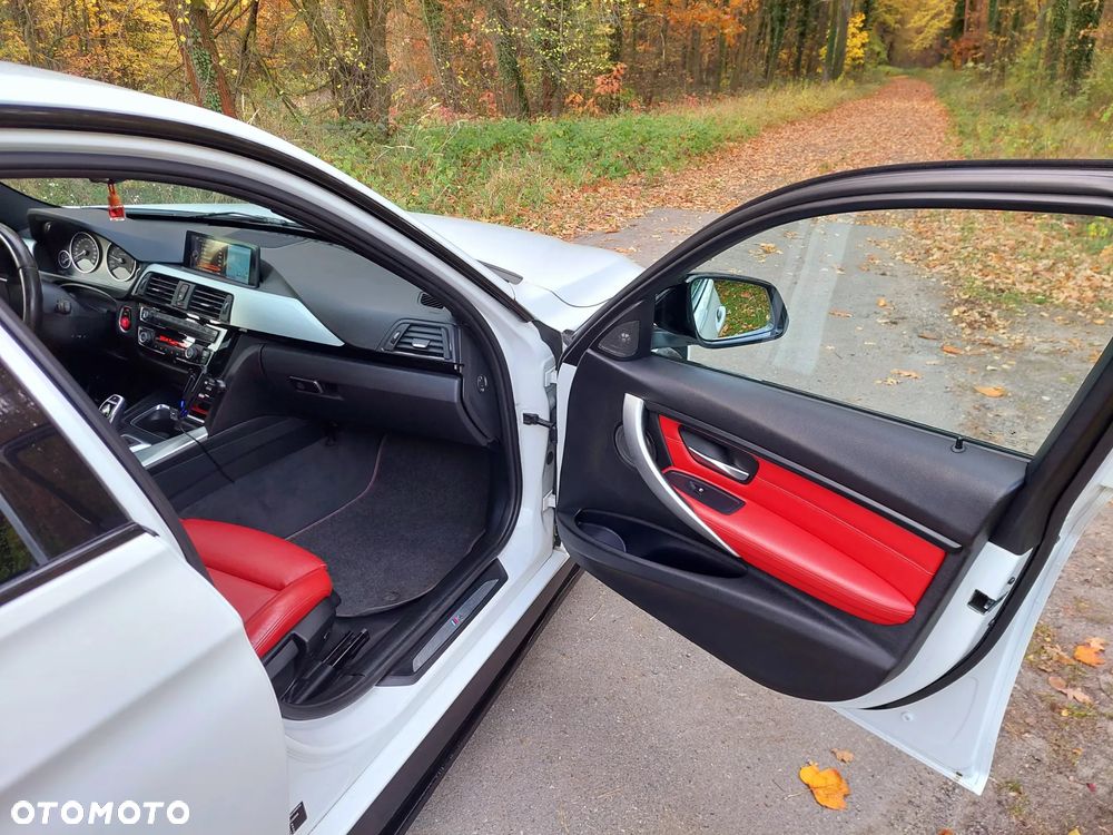 BMW Seria 3 335d xDrive Edition M Sport Shadow - 11