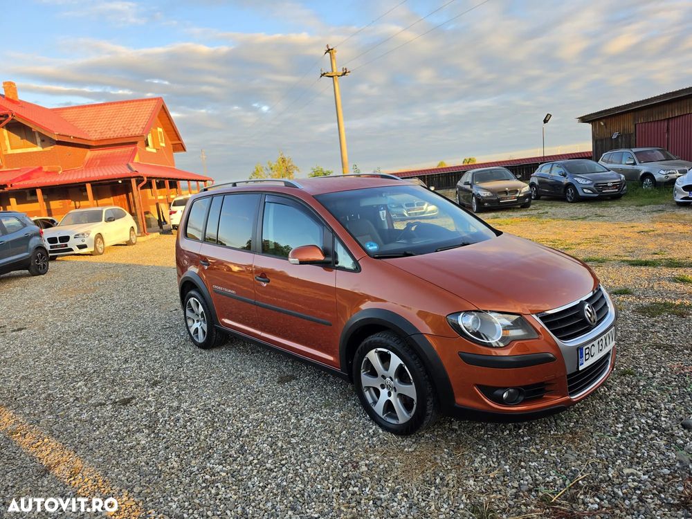 Volkswagen Touran CrossTouran 1.9 TDI DPF - 2