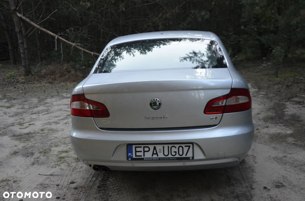 Skoda Superb 2.0 TDI Active - 6