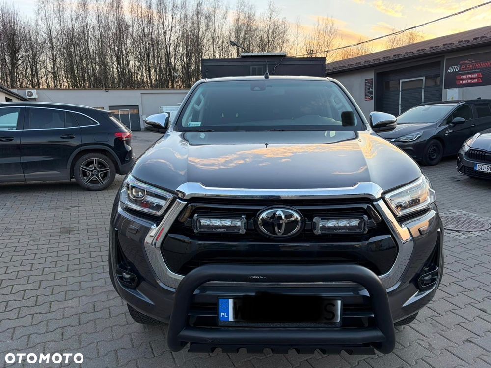 Toyota Hilux 2.8 D-4D Double Cab SR5+ 4x4 - 2