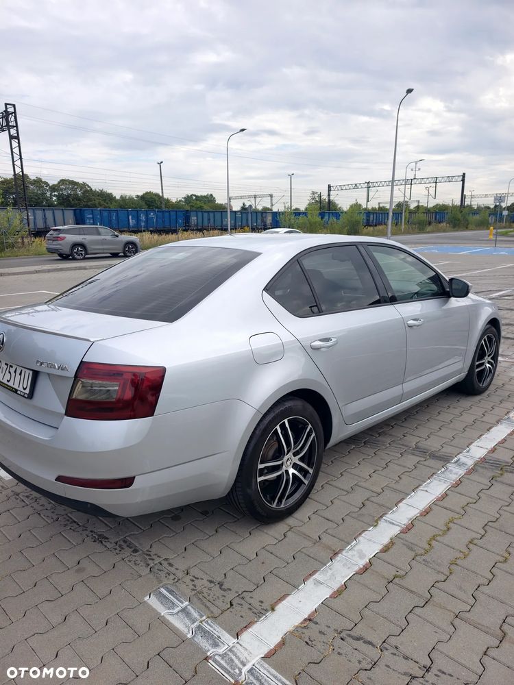 Skoda Octavia 2.0 TDI Style - 5