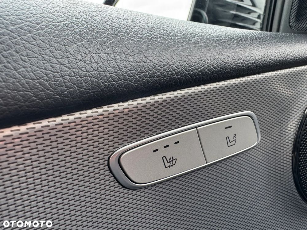 Mercedes-Benz Klasa E 220 d 9G-TRONIC - 14