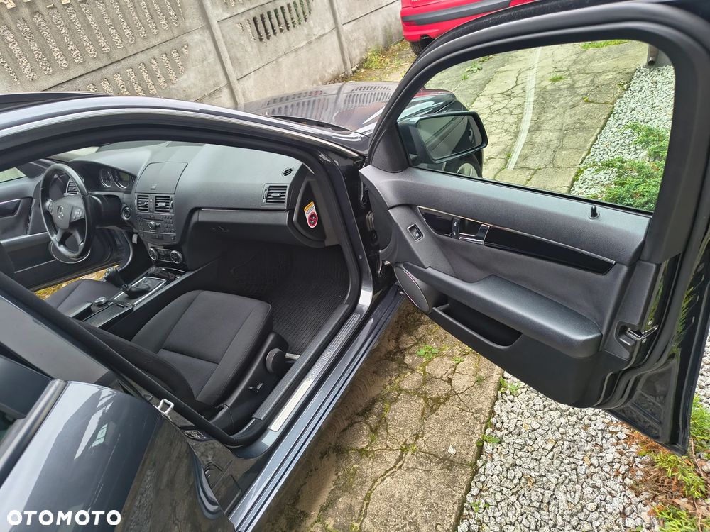 Mercedes-Benz Klasa C 200 CDI BlueEff Classic - 5