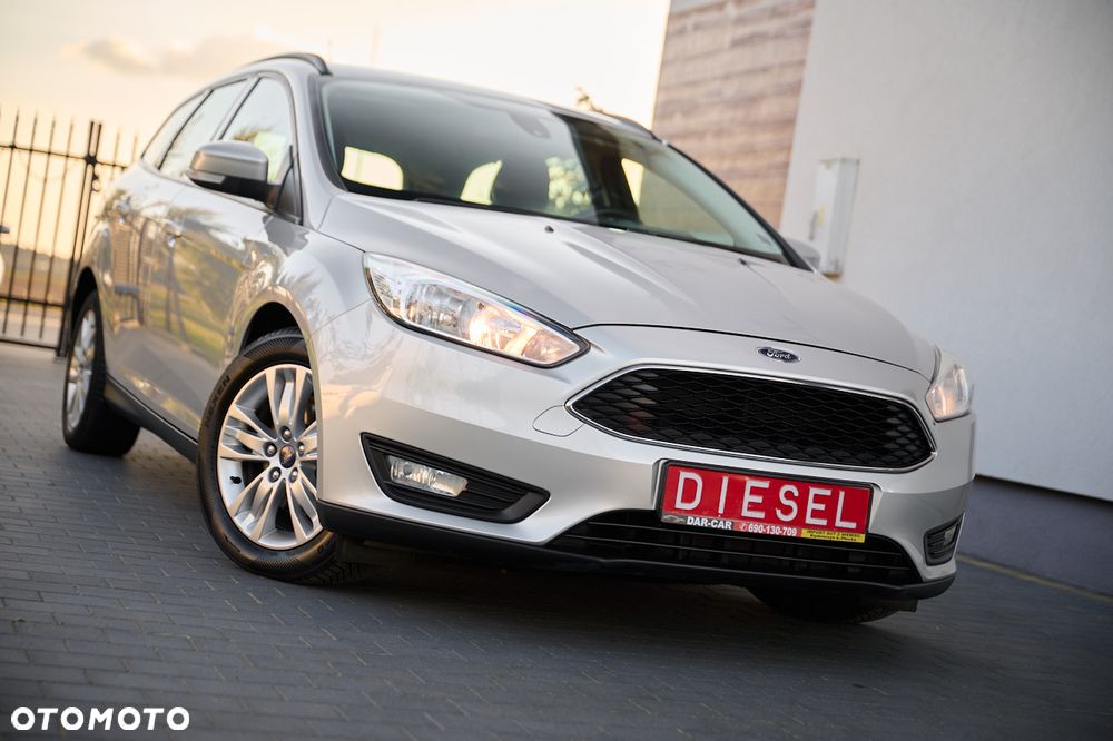 Ford Focus 1.5 TDCi Titanium ECOnetic ASS - 39