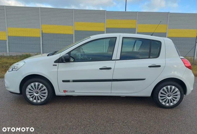 Renault Clio 1.2 16V 75 Yahoo - 27