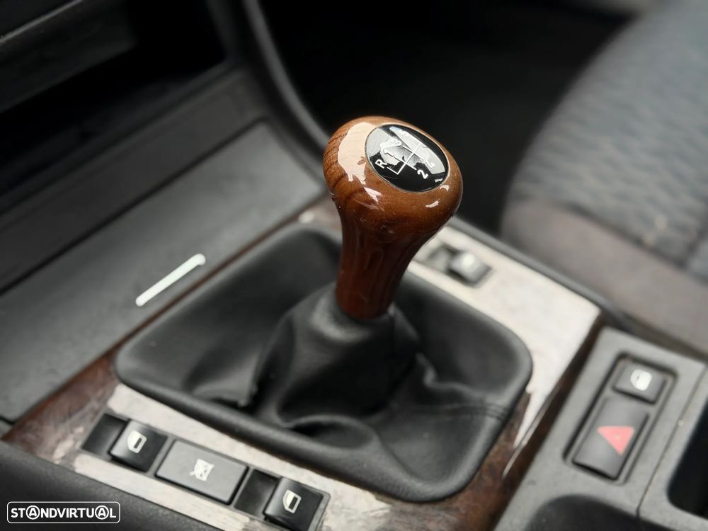BMW 316 i - 24