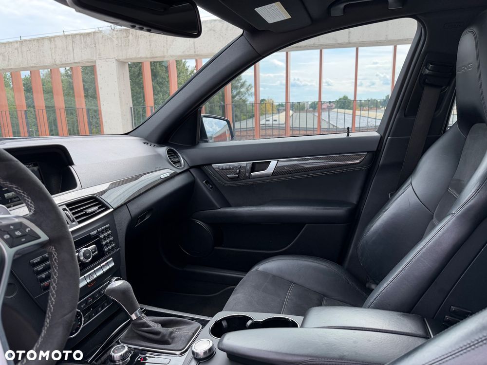 Mercedes-Benz Klasa C 63 AMG AMG SPEEDSHIFT MCT Edition 507 - 13