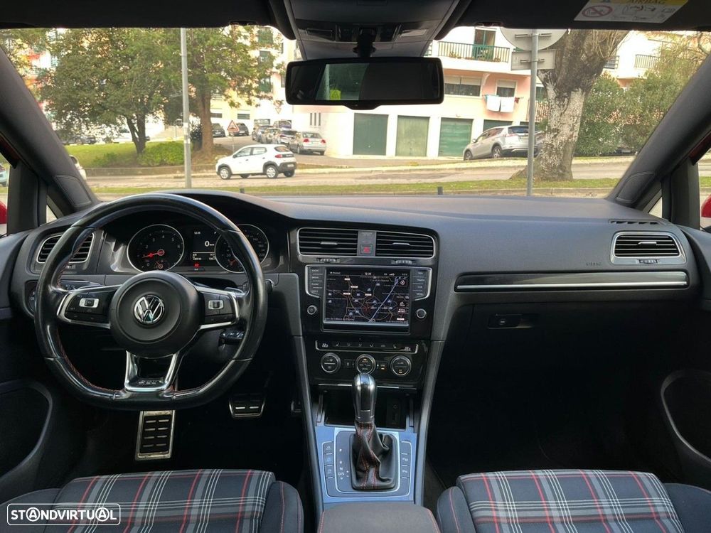 VW Golf 2.0 TSi GTi DSG - 15