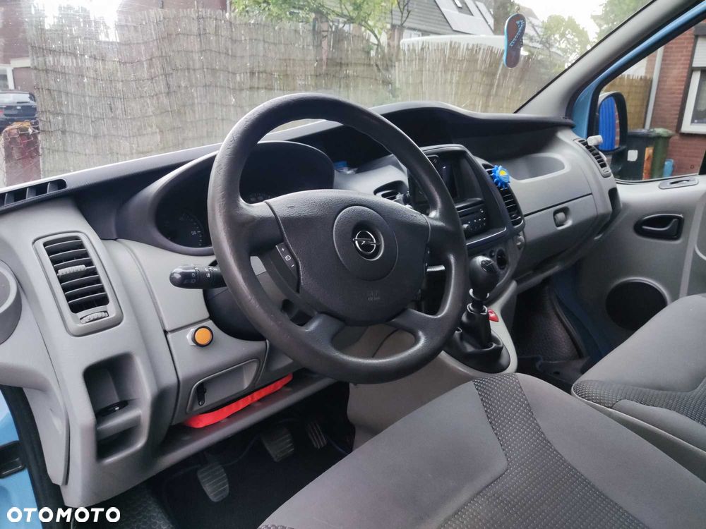 Opel Vivaro - 7