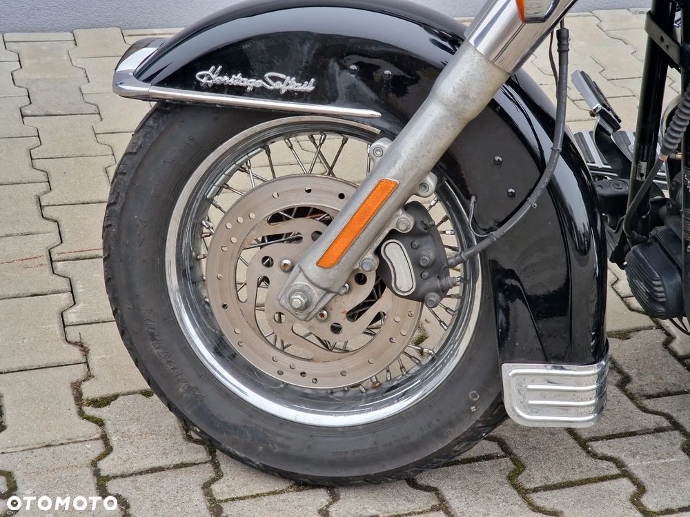 Harley-Davidson Softail Heritage Classic - 19