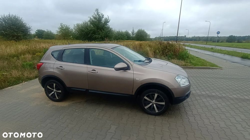 Nissan Qashqai 2009 photo 2