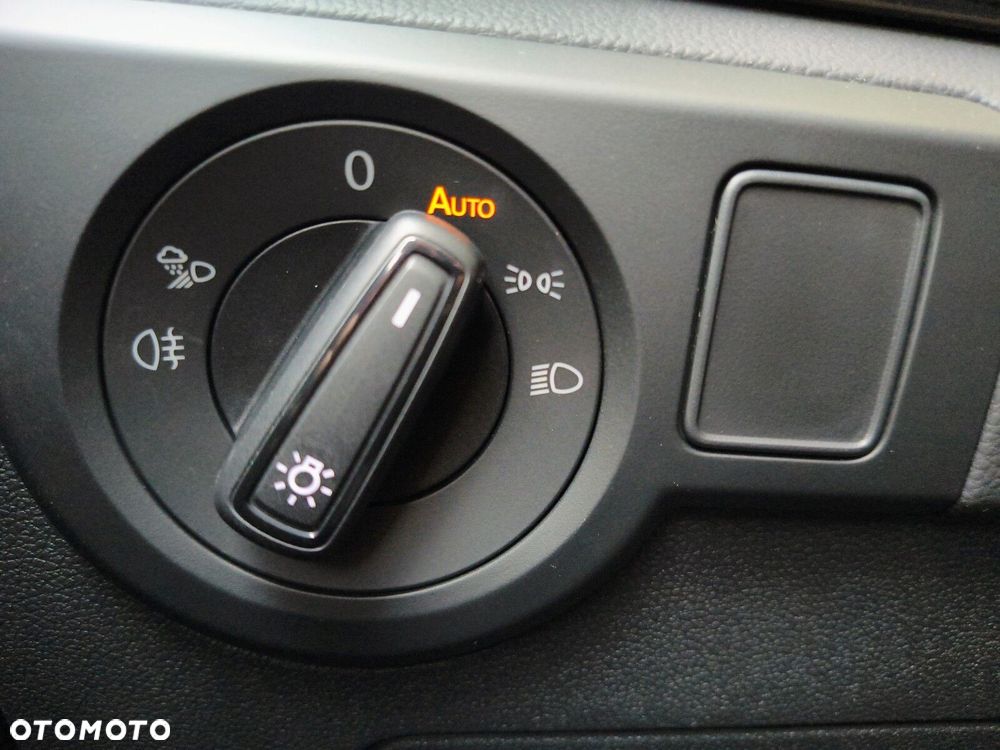 Volkswagen T-Cross 1.0 TSI R-Line Plus DSG - 22
