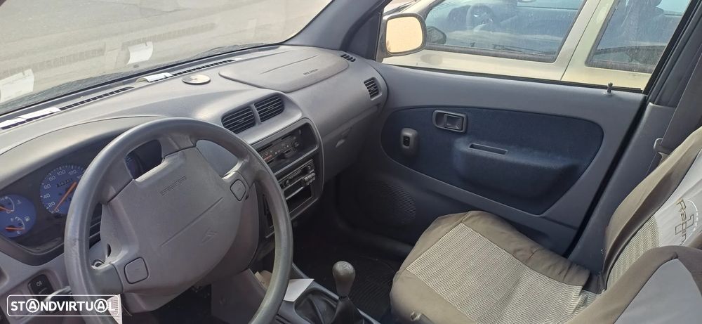 Daihatsu Terios 1.3 16V DX - 9