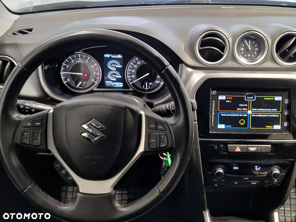 Suzuki Vitara 1.0 Boosterjet Premium 2WD - 8