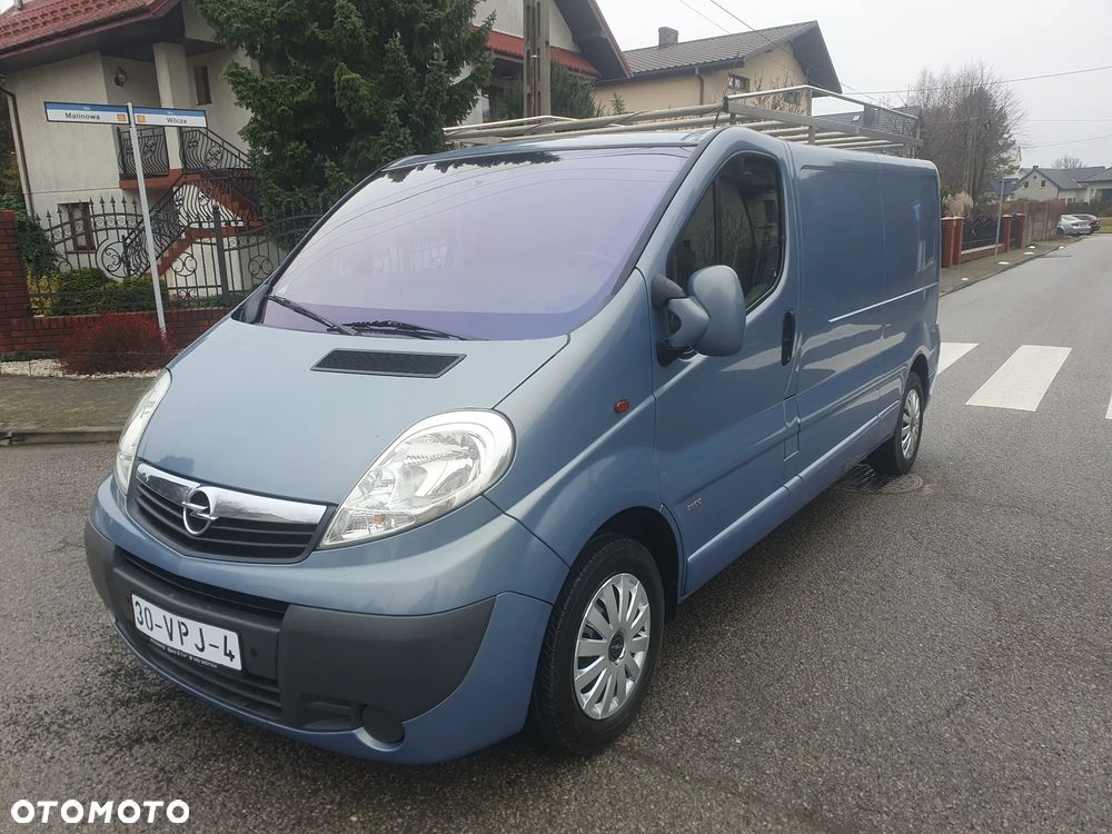 Opel Vivaro - 2