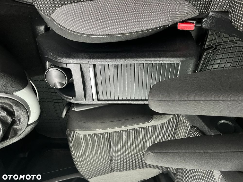 Peugeot Partner BlueHDi 120 Stop&Start Allure - 23