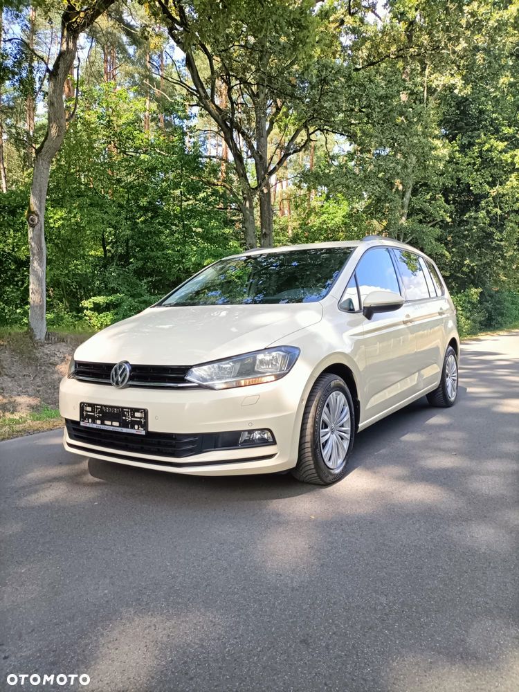 Volkswagen Touran - 5