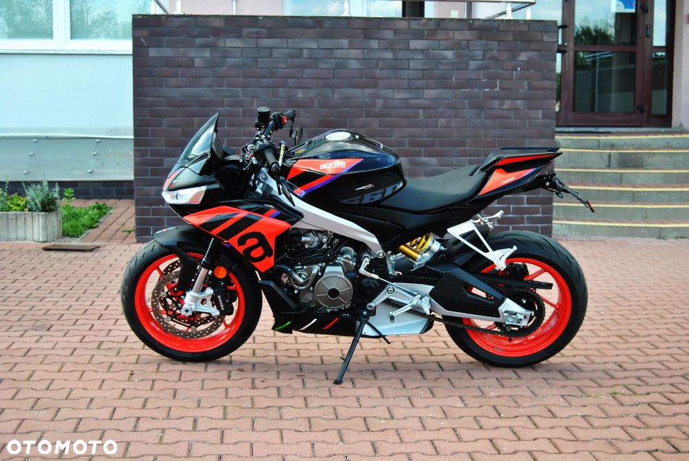Aprilia Tuono - 5