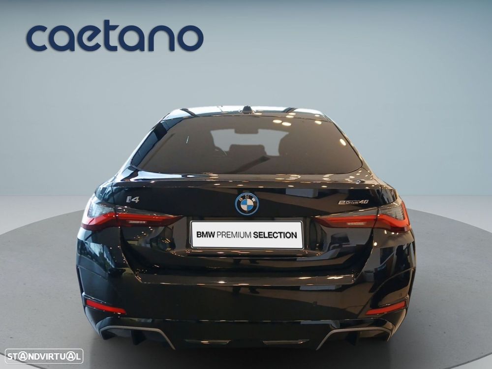 BMW i4 eDrive35 Pack Desportivo M - 6