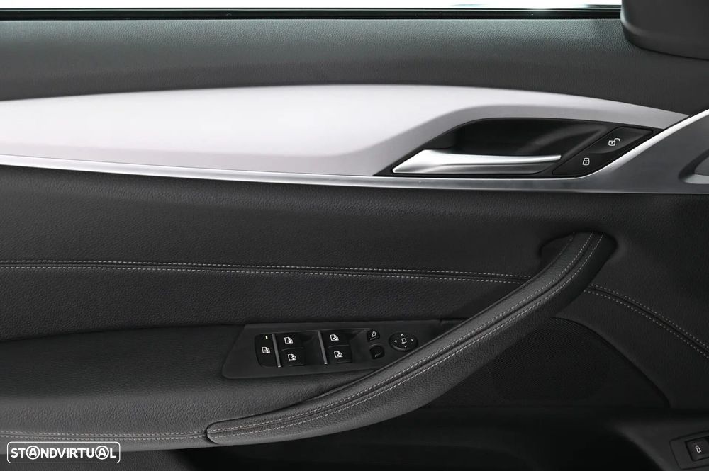 BMW 520 d Auto - 24