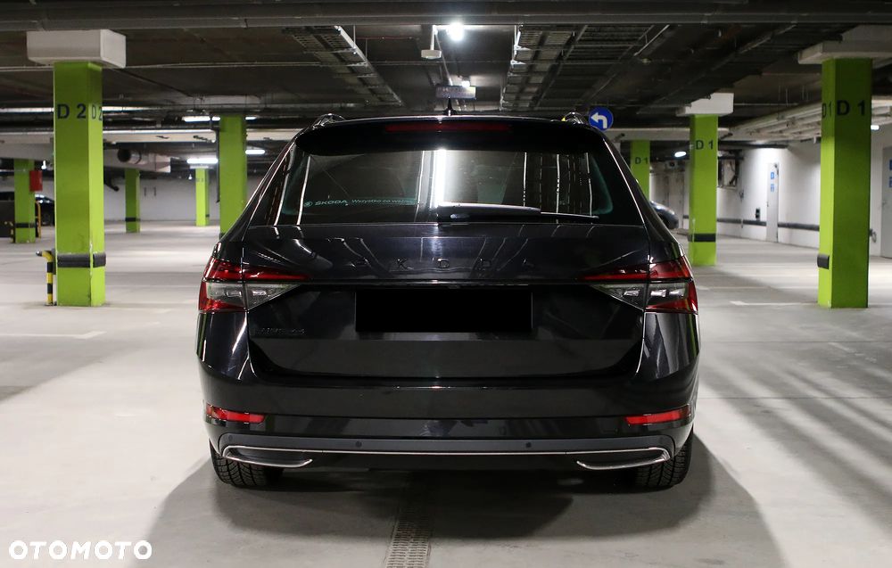 Skoda Superb 2.0 TDI SCR Sportline DSG - 8
