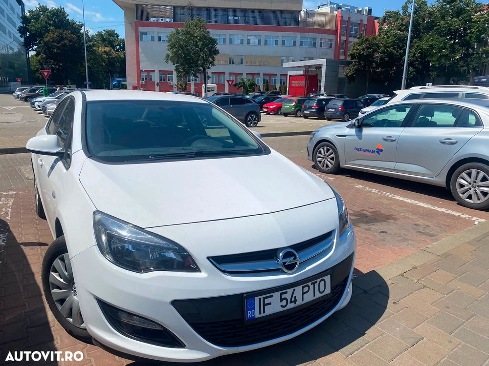 Opel Astra - 1