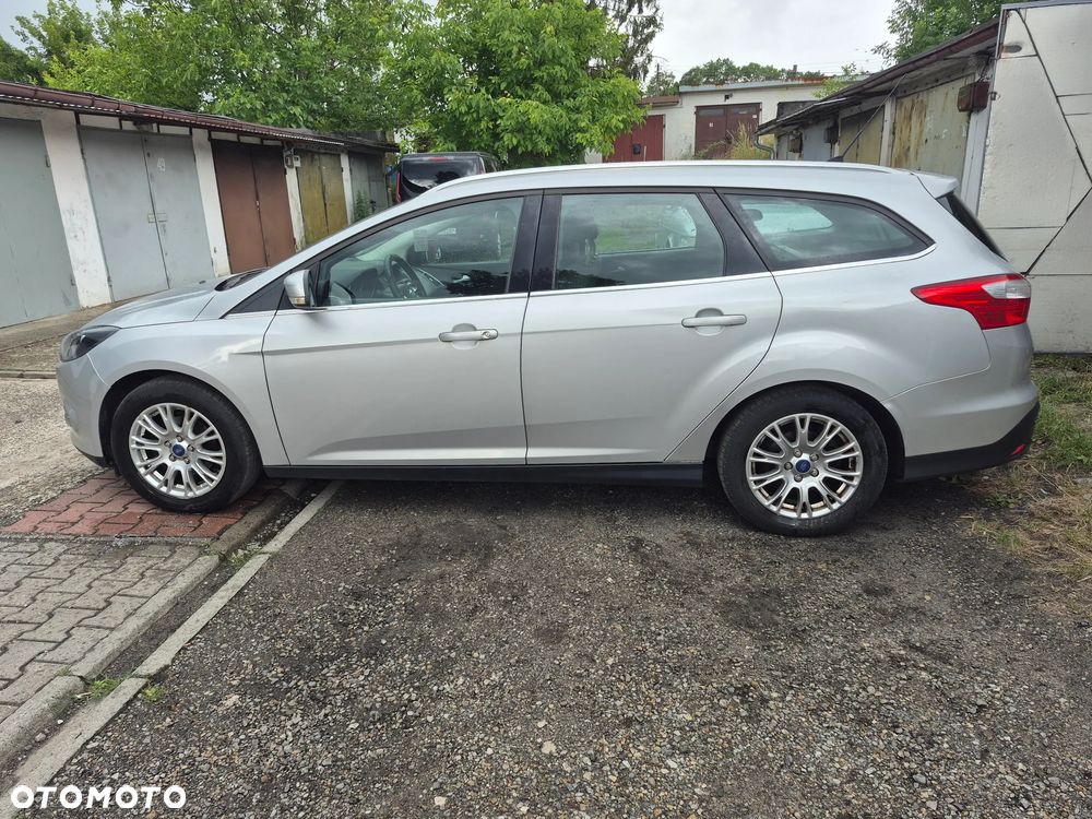 Ford Focus 1.6 Ambiente - 5
