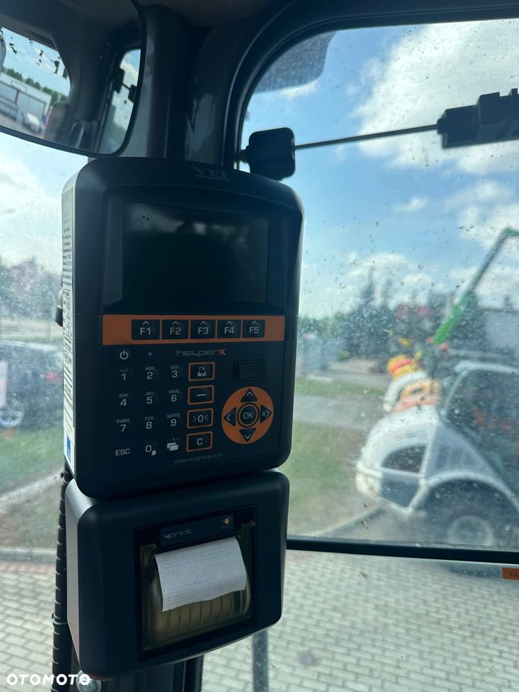 Hitachi ZW 180 - 21