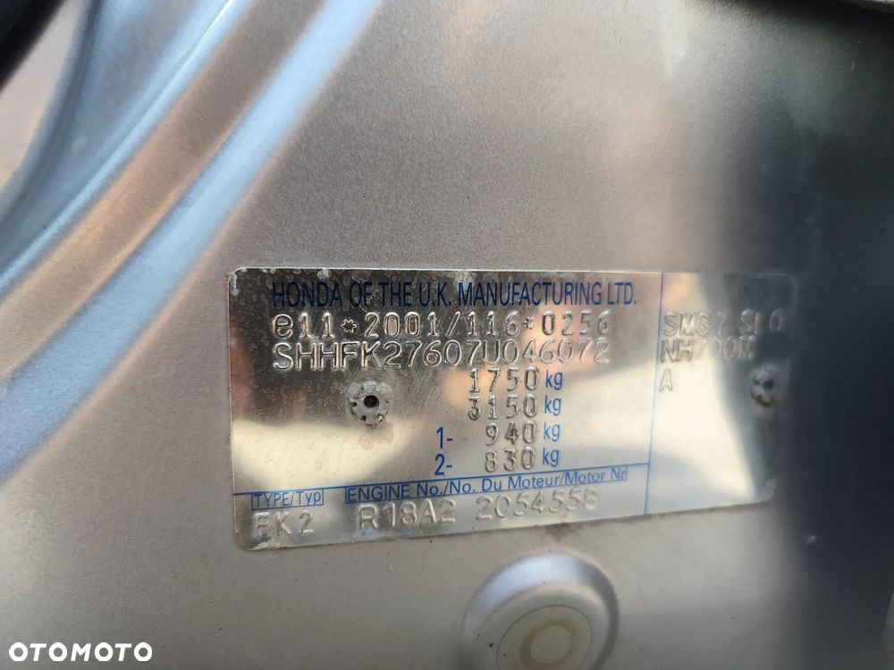 Honda Civic 1.8 Executive - 23