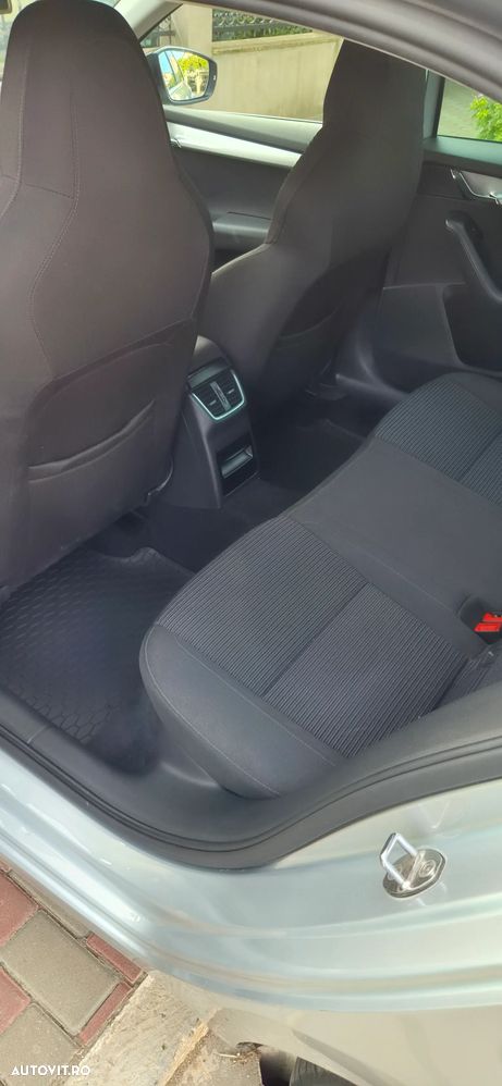 Skoda Octavia 2.0 TDI Sport Edition - 14