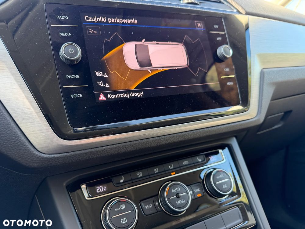 Volkswagen Touran 1.5 TSI EVO Comfortline DSG - 23