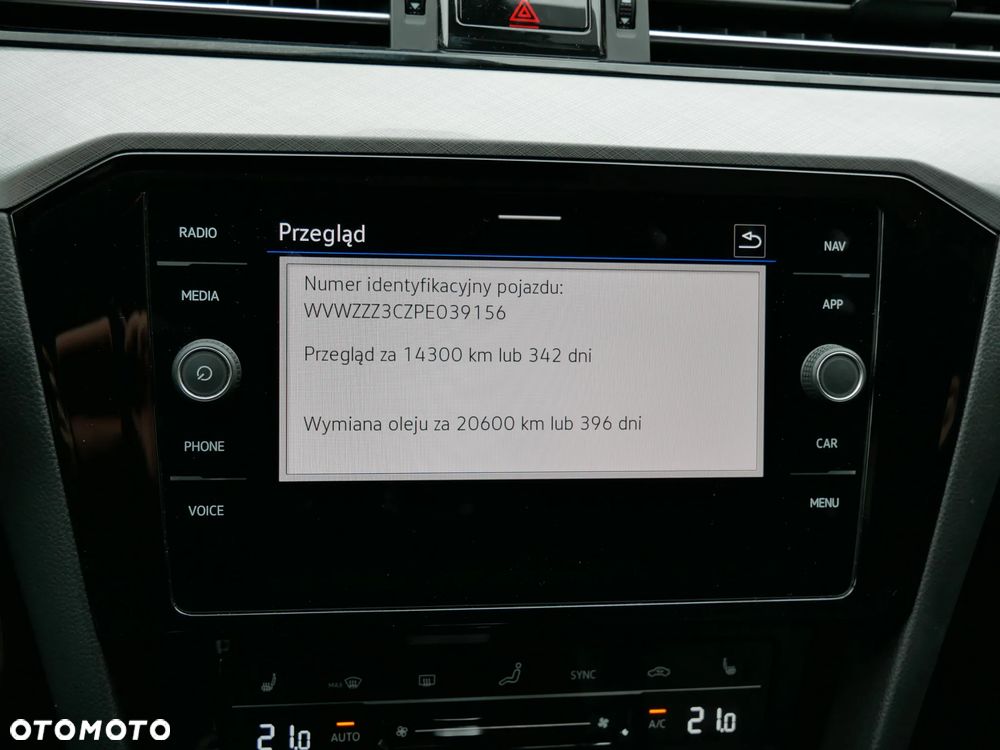 Volkswagen Passat 2.0 TDI EVO Business - 27