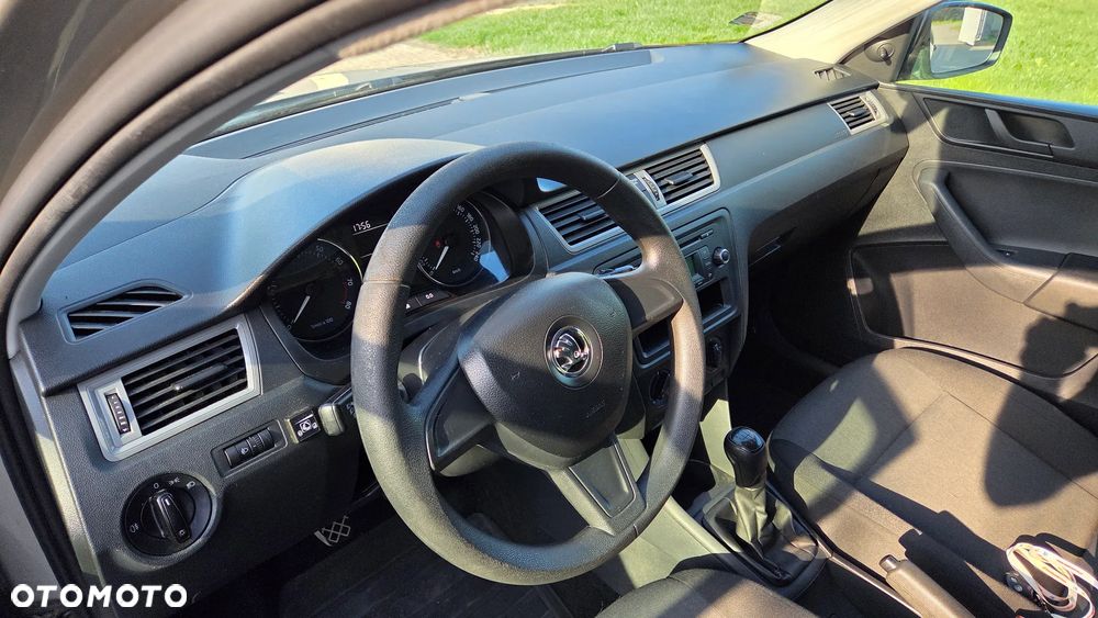 Skoda RAPID 1.2 TSI Active - 15